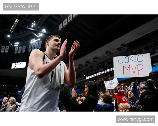 热搜榜第一！勇士因一举动刷屏全网